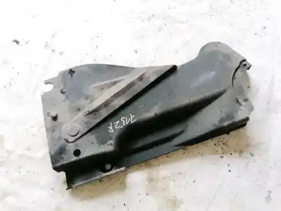 Автозапчасти б/у пластик за audi a4 avant (8e) 2.5 tdi (120kw) ссылки oem iam 8e0825216d