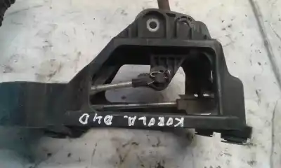 Pezzo di ricambio per auto di seconda mano leva del cambio per toyota corolla (e12) 2.0 d-4d sol berlina riferimenti oem iam   