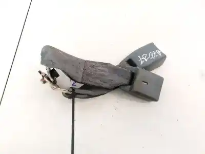 Second-hand car spare part center rear seat belt buckle for mazda 323 1.5 g 16v/25 (egi dohc) oem iam references 