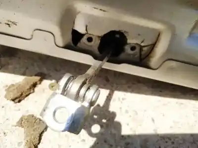 Second-hand car spare part hinge for opel meriva b 1.7 16v cdti oem iam references 