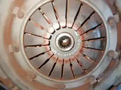 Автозапчасти б/у комплект сцепления за opel corsa b 1.0 12v cat (x 10 xe / lw3) ссылки oem iam 90578328  38008041547