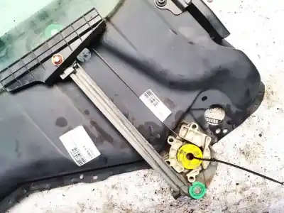 Peça sobressalente para automóvel em segunda mão elevador de vidros traseiro direito por audi 80 avant 1.9 tdi referências oem iam 