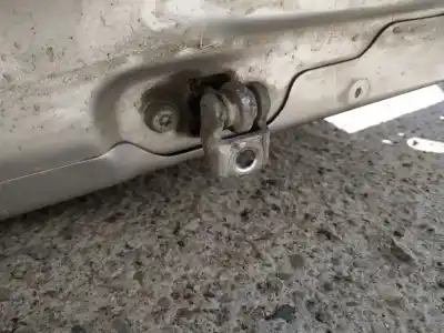 Second-hand car spare part hinge for opel corsa c 1.2 16v cat (z 12 xep / lb4) oem iam references   