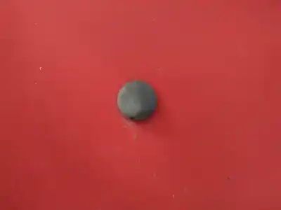 Автозапчасти б/у пластик за opel corsa b 1.0 12v cat (x 10 xe / lw3) ссылки oem iam   