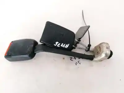 Автозапчасти б/у крюк для ремня задний правый за audi 80 avant 1.9 tdi ссылки oem iam 8a0857739