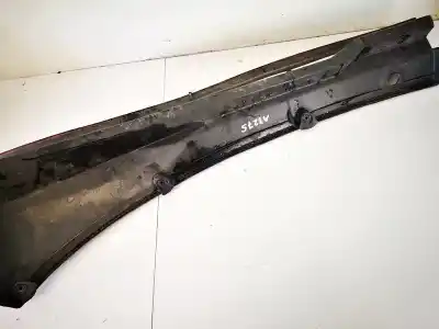 Peça sobressalente para automóvel em segunda mão grelha torpedo curcuvan por audi 80 avant 1.9 tdi referências oem iam 893819404  