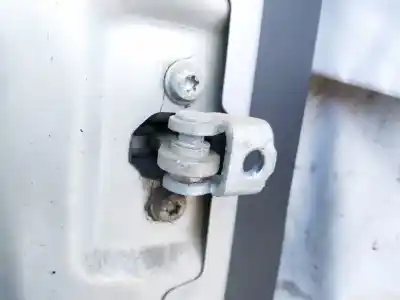 Second-hand car spare part hinge for opel meriva b 1.7 16v cdti oem iam references   