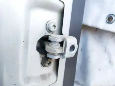 Second-hand car spare part hinge for opel meriva b 1.7 16v cdti oem iam references   