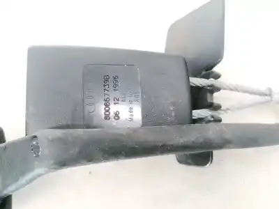 Автозапчастина б/у задній правий гачок для audi a4, b5 1994.11 - 1999.09 1.6 74kw 1994.11 - 2000.10 посилання на oem iam 8d0857739b  