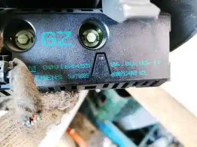 Second-hand car spare part multifunction display for opel combo 1.6 oem iam references 009164455  5wk70005