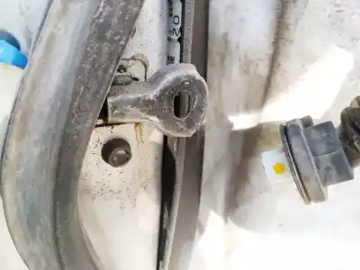 Second-hand car spare part hinge for mazda 3 (bk) 1.6 di turbo oem iam references   