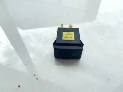 Second-hand car spare part switch for audi a4 avant (b5) 1.9 tdi oem iam references 4d0941563
