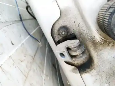 Second-hand car spare part hinge for opel combo 1.6 oem iam references   