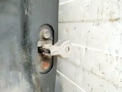 Pezzo di ricambio per auto di seconda mano cerniera per peugeot 107 1.0i cat 70cv riferimenti oem iam 