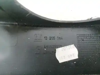Автозапчастина б/у передні молдинги для opel corsa c 1.2 16v cat (z 12 xep / lb4) посилання на oem iam 13205064  160029937