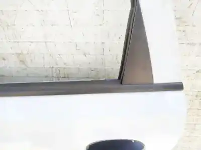 Pezzo di ricambio per auto di seconda mano plastica per opel meriva b 1.7 16v cdti riferimenti oem iam   