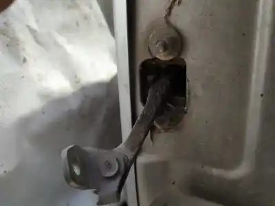 Pezzo di ricambio per auto di seconda mano cerniera per citroen xsara picasso 1.6 básico riferimenti oem iam 
