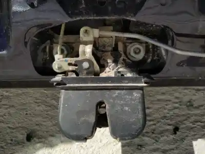Автозапчастина б/у замок багажника / ворот для AUDI A3 (8L) 1.9 TDI Посилання на OEM IAM   