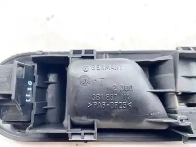 Автозапчасти б/у внутри передней правой ручки за volkswagen passat variant (3b6) 1.9 tdi ссылки oem iam 3b1837114  