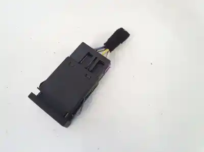 Second-hand car spare part switch for volkswagen passat variant (3b6) 1.9 tdi oem iam references 3b0959621c  