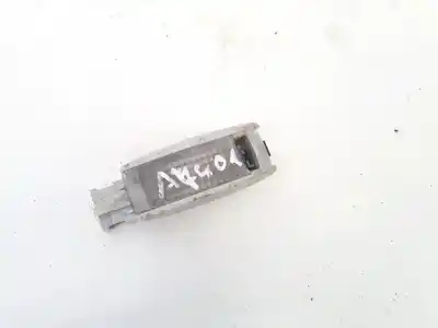 Автозапчасти б/у внутренний свет за volkswagen passat variant (3b6) 1.9 tdi ссылки oem iam 3b0947113