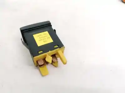 Second-hand car spare part switch for audi a4 avant (b5) 1.9 tdi oem iam references 4d0941563  
