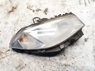 Автозапчастина б/у права фа для renault megane ii (bm0/1_, cm0/1_) 1.9 dci посилання на oem iam 8200073221j
