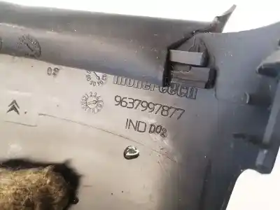 Peça sobressalente para automóvel em segunda mão molduras frontais por citroen c2 1.1 referências oem iam 9637997877  