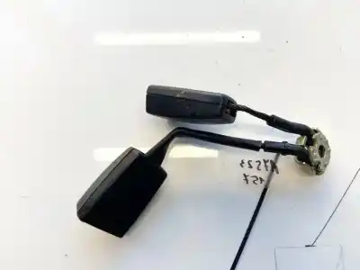 Автозапчастина б/у задній правий гачок для audi a3 (8l) 1.6 посилання на oem iam 8l0857739a  