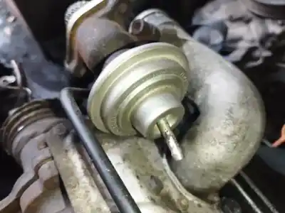 Second-hand car spare part egr valve for audi a4 avant (b5) 1.9 tdi oem iam references 028131501e  72172302