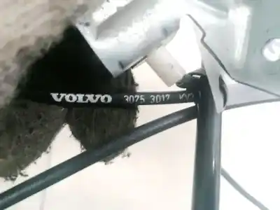 Pezzo di ricambio per auto di seconda mano plastica per volvo v50 (545) 1.6 d riferimenti oem iam 30753017  