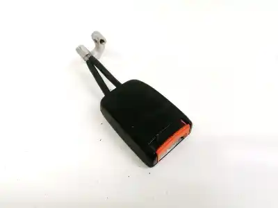 Pezzo di ricambio per auto di seconda mano gancio cintura posteriore sinistro per audi 100 avant (c4) 2.5 tdi riferimenti oem iam 8a0857740