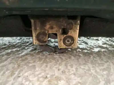 Pezzo di ricambio per auto di seconda mano Baule / Serratura Del Cancello per AUDI A4 AVANT (B5) 1.8 Riferimenti OEM IAM   