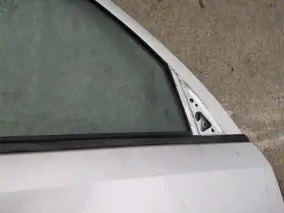 Pezzo di ricambio per auto di seconda mano plastica per opel meriva b 1.7 16v cdti riferimenti oem iam   