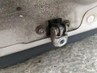 Second-hand car spare part hinge for opel meriva b 1.7 16v cdti oem iam references   