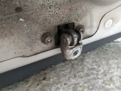 Second-hand car spare part hinge for opel meriva b 1.7 16v cdti oem iam references   