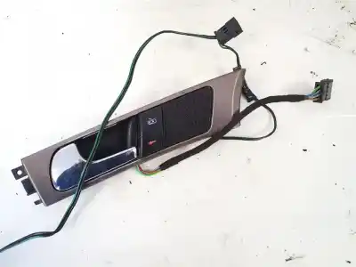 Автозапчастина б/у усередині передня права ручка для audi a6, c5 1997.01 - 2001.08 2.4 121kw 1997.02 - 2005.01 посилання на oem iam 4b837019