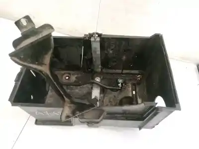 Pièce détachée automobile d'occasion Moyen pour VOLVO S40 II (544) 2.0 D Références OEM IAM   