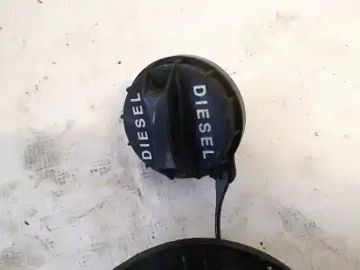 Pièce détachée automobile d'occasion bouchon de carburant extérieur pour hyundai i30 1.6 crdi cat références oem iam 