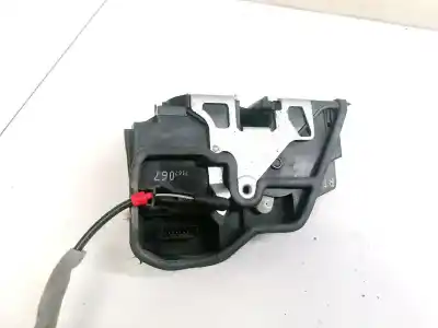 Second-hand car spare part LEFT FRONT DOOR LOCK for BMW X3 (E83)  OEM IAM references 7167067  