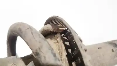 Автозапчасти б/у амортизатор передний правый за audi a6, c5 1997.01 - 2001.08 2.4 121kw 1997.02 - 2005.01 ссылки oem iam 4b0412031ad  