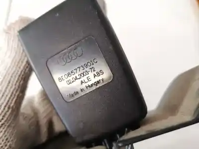 Автозапчастина б/у центральний задній гачок для audi a4 b6 (8e2) 1.9 tdi посилання на oem iam 8e085773901c  