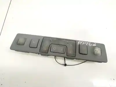 Автозапчасти б/у внутренний свет за audi a6 avant (4b5) 2.5 tdi ссылки oem iam 4b0947111  