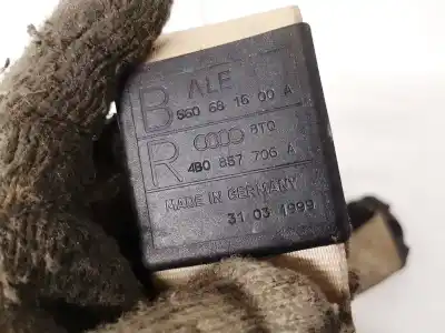 Автозапчасти б/у передний левый ремень безопасности за audi a6, c5 2001.08 - 2005.01 facelift 2.4 125kw 2001.08 - 2005.01 ссылки oem iam 4b0857706a  