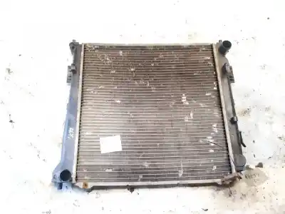 Pièce détachée automobile d'occasion radiateur d'eau pour hyundai i30 1.6 crdi cat références oem iam 