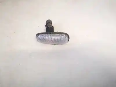 Peça sobressalente para automóvel em segunda mão farolim do lado direito por opel zafira a 2.0 dti referências oem iam 90560403