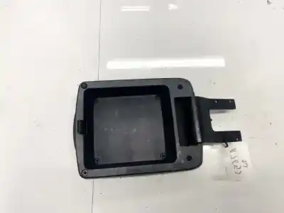 Pezzo di ricambio per auto di seconda mano bracciolo centrale per volvo v50 (545) 1.6 d riferimenti oem iam   