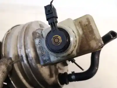 Peça sobressalente para automóvel em segunda mão bomba de travões por bmw 7-series, e65 / e66 / e67 /e68 2001.11 - 2008.06 730 d 160kw 2002.10 - 2008.06 referências oem iam 320671502