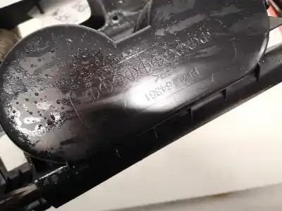 Pezzo di ricambio per auto di seconda mano plastica per mazda 3 lim. (bl) 1.6 16v cat riferimenti oem iam bp4k64361  