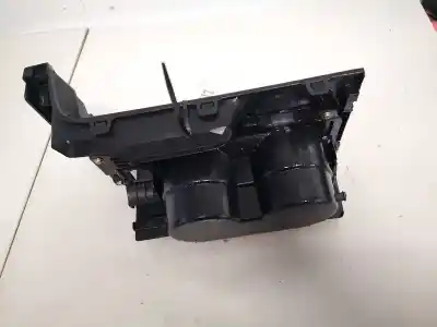 Pezzo di ricambio per auto di seconda mano plastica per mazda 3 lim. (bl) 1.6 16v cat riferimenti oem iam bp4k64361  